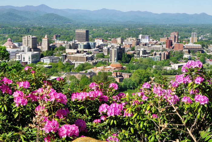10 Reasons to Move to Asheville