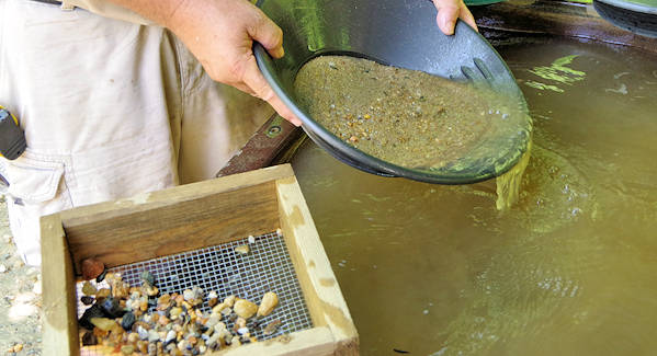 Thermal City Gold Panning
