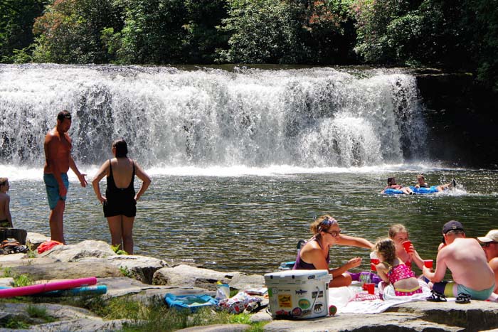 Family-Friendly Places to Stay in Asheville and Blue Ridge Mountains