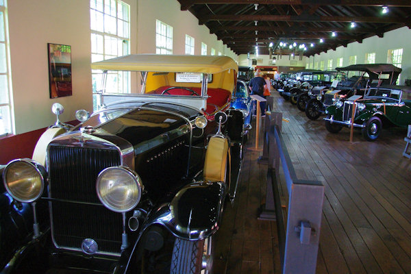 Estes-Winn Antique Car Museum, Asheville